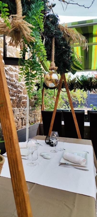Logis Hotel Restaurant Entre Nous Langeac Eksteriør bilde